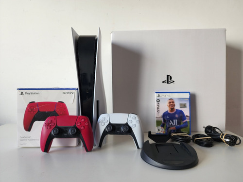 Sony Playstation 5 825gb Con Lectora + 2 Controles + 1 Juego