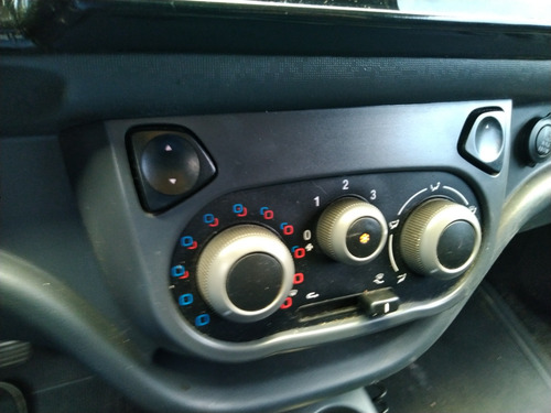 Fiat Fiorino 1.4 Hard Working Flex 4p 5 marchas