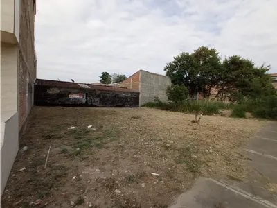 Lote y casalote en venta