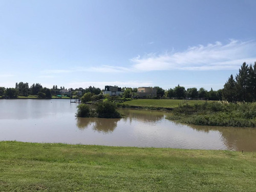Venta Terreno Al Rio En San Benito Villanueva
