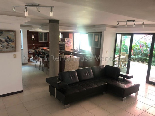 Se Vende Casa Tipo Townhouse Espaciosa, Amplia Inm, Con Cocina Empotrada Concepto Abierto E Integrada A La Sala Y Patio, Pisos De Porcelanato, Pozo Y Planta Electrica 100%. Altos De Guataparo