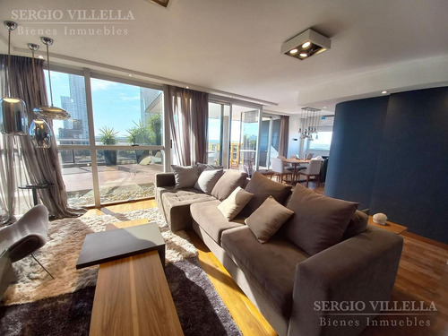 Imagen 3 de 30 de Departamento De Tres Dormitorios En Venta En Pichincha