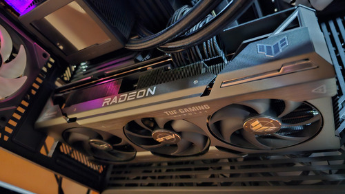 Asus Tuf Radeon Rx 7900 Xtx 24gb Gddr6 (Usado)
