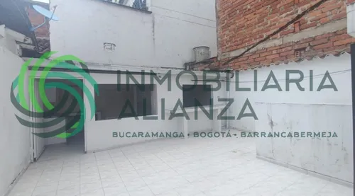 Casa En Venta En La Universidad. Cod V61531