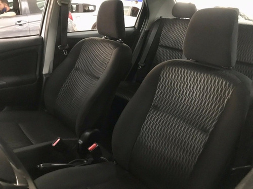 Imagem 10 de 11 de Toyota Etios 2018 1.5 16v X 4p