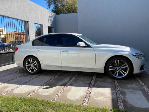 Bmw Serie 3 3.0 330i Sedan Sport Line 252cv 2016