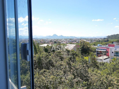 Sobrado Situado Em Um Dos Melhores Bairros Da Cidade E Com Uma Bela Vista, Colinas, Rio Das Ostras/rj - Ca0529