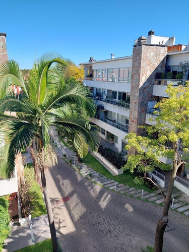 Imagen 2 de 30 de Hermoso Departamento En Complejo