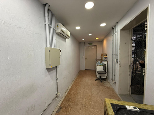 Galpón En Venta Y Alquiler En Castelar Norte