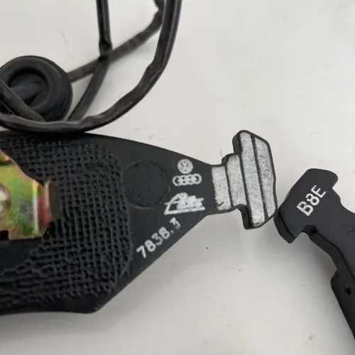 Pastilha Jogo Freio Dianteira Sensor Santana Quantum Royale