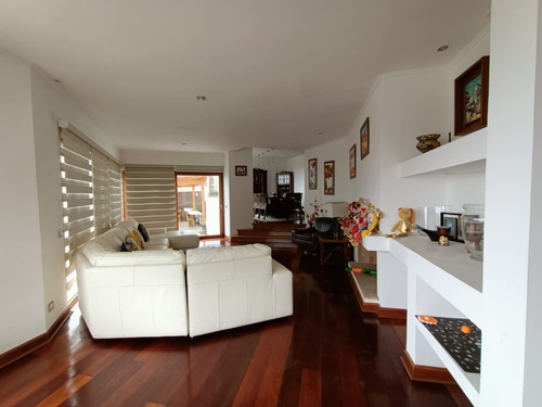 Imagen 6 de 16 de Exclusiva Casa Próxima a Colegio Alemán Av. Cuatro Esquinas