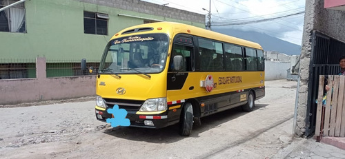 Imagen 2 de 6 de Hyundai County 2015