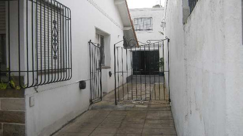 Casa Ph En Venta Cond En Moron Sur