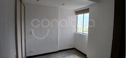 Apartamento En Arriendo Niquia 472-4957