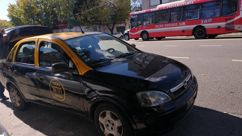 Imagen 6 de 8 de Chevrolet Corsa 1.8 N/gnc Impecable C/s Licencia