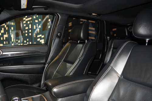 Jeep Grand Cherokee 3.6 Limited Lujo V6 4x2 At