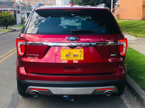 Ford Explorer Limited 3.5 L . 2016