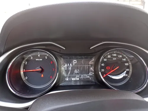 Chevrolet Onix 1.0T Premier L At