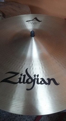 Platillo Zildjian Avedis Medium Thin Crash 16 