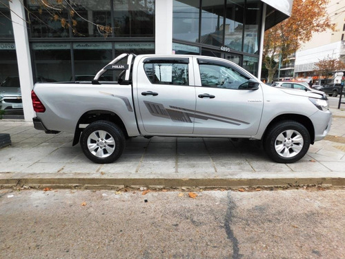 Toyota Hilux Dc 2.4 Tdi 4x2