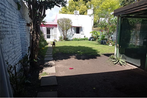 Imagen 2 de 11 de Casa Sobre Lote De 8 X 60 (u/c2)