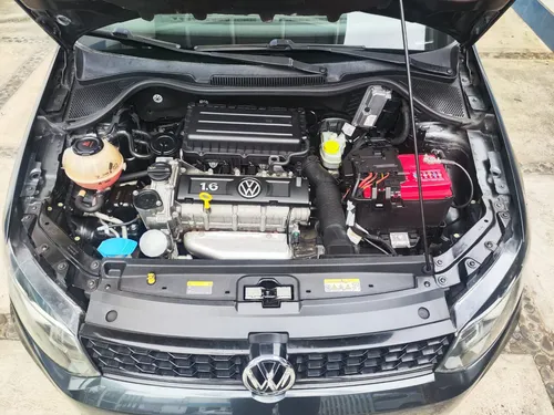 Volkswagen Vento 1.6 Starline At