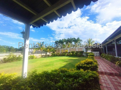 Milagros Inmuebles Edificio Venta Cabudare Lara Los Pinos Economica Residencial Economico Comercial Código Inmobiliaria Rent-a-house 25-6635