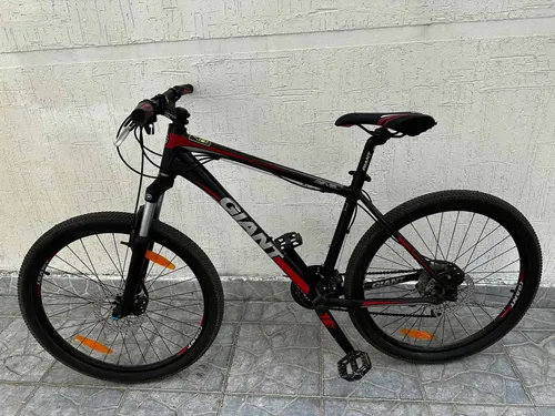 Bicicleta montañera 2025 giant
