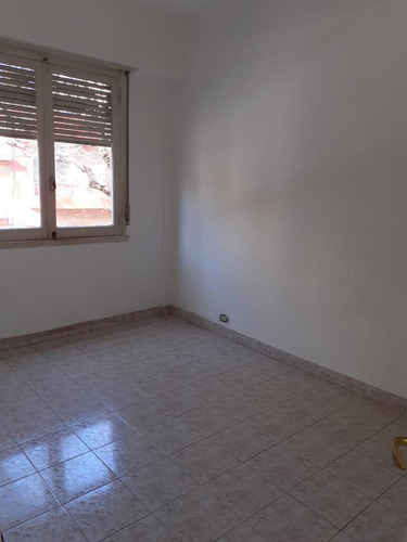 Imagen 18 de 19 de 3 Amb. Villa Crespo, Hidalgo 1400. Frente, Buen Estado