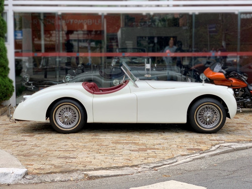 Jaguar Xk 120 Roadster - 2011 (replica)