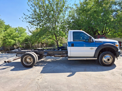 F450 Con Motor Diésel 6.7 4x4 Con Transmisión Automática