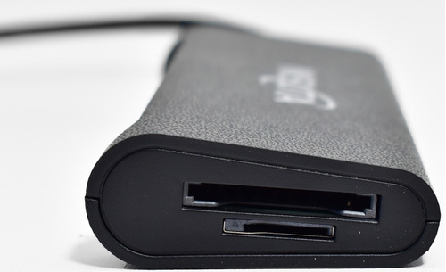Imagen 4 de 7 de Adaptador Hub Usb C A 3 Puertos Usb 3.0 + Lector De Memorias