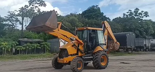 Retroexcavadora Jcb 3c, 2012, 9000 Horas, Llantas Nuevas.