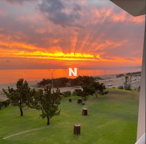 Casa En Venta Y Alquiler, Pinares, Punta Del Este, 8 Dormitorios.