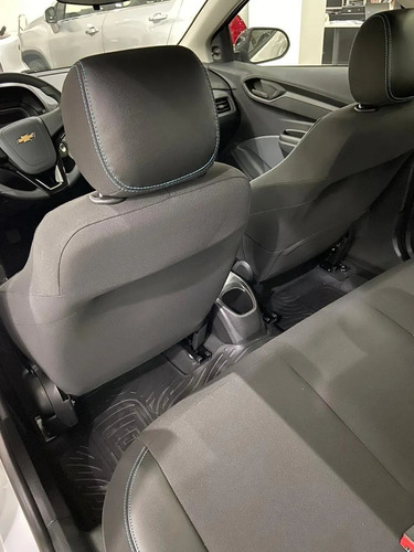 Chevrolet Onix Joy 1.4