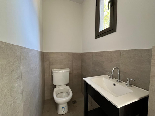 Duplex En Housing Con Seguridad - 3 Dorm 3 Baños - Villa Belgrano