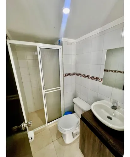 Vendo Comodo Apartamento Rodeo Alto, Parte Baja.