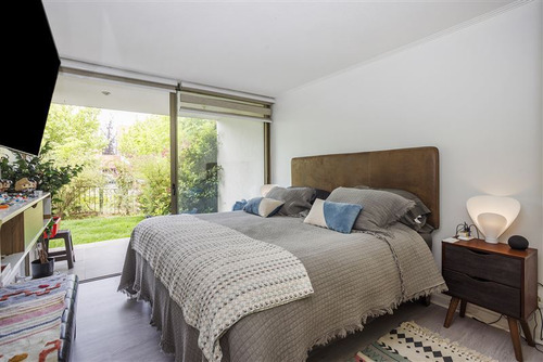 Departamento En Venta De 2 Dorm. En San Carlos De Apoquindo