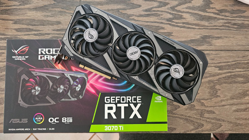 Asus Rog Strix Rtx 30 Series Rtx 3070 Ti Oc Edition 8gb (Usado)