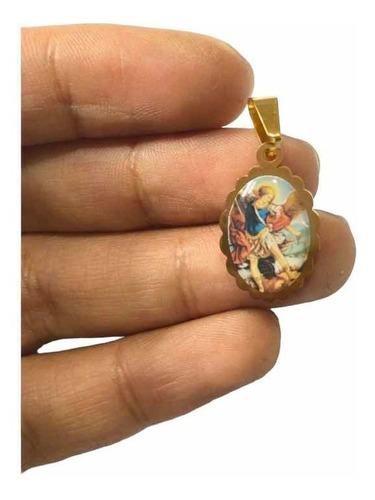 Medalla San Miguel Arcángel En Acero Dorado