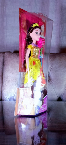 Muñeca Disney Princesas Bella - Be Bold Belle Hasbro 2020