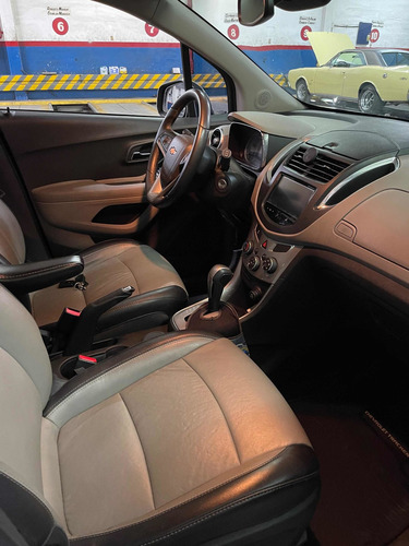 Imagen 8 de 13 de Chevrolet Tracker 1.8 Ltz+ Awd At 140cv 2015