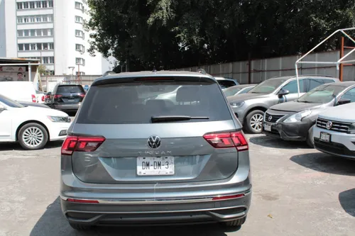 Volkswagen Tiguan COMFORTLINE 1.4L TSI DSG 5 OCUP
