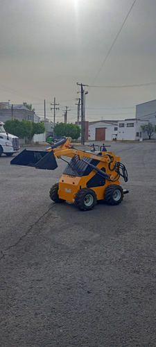 Minicargador Marca Furd Modelo Dt-380 Año 2024 En Querétaro.