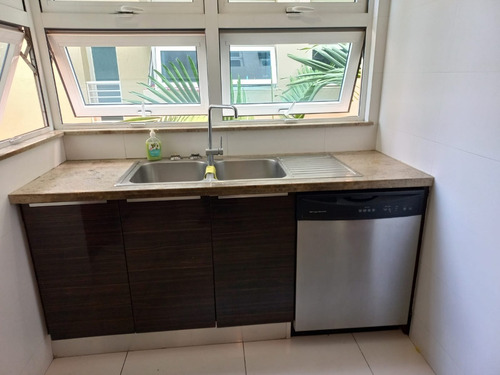 Imagen 9 de 28 de Apartamento En Evaristo Morales 3er Piso 256mts