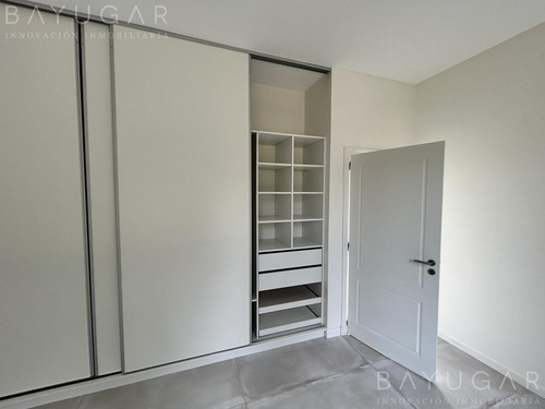 Venta - Casa A Estrenar / Barrio San Joaquin / Exaltación De La Cruz