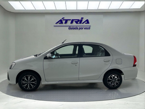 Toyota Etios PLATINUM Sed. 1.5 Flex 16V 4p Aut.