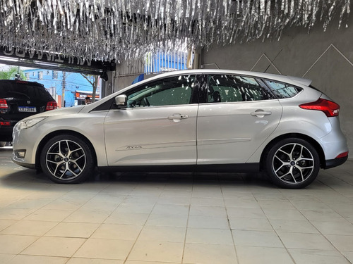 Ford Focus 2.0 Titanium Flex Powershift 4p