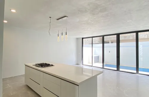 Casa Con Alberca Privada, En Venta, Residencial Rio, Huayacán, Cancún