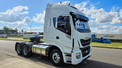 Iveco Hiway 440 6x2 Ano 22 Teto Alto Aut Geladeira Mola